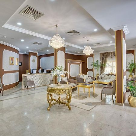 Royal Hotel Σάρτζα Εξωτερικό φωτογραφία